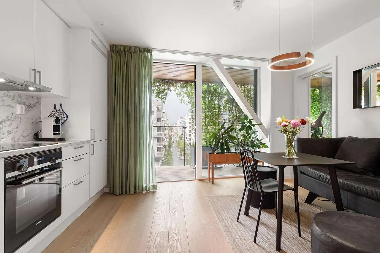 Window Tint for Home: Comfort, Privacy, and Savings